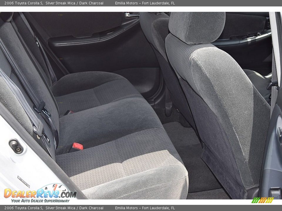 2006 Toyota Corolla S Silver Streak Mica / Dark Charcoal Photo #20