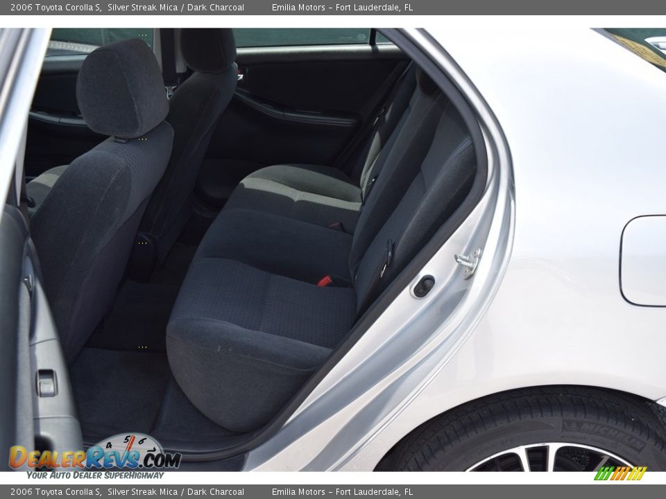 2006 Toyota Corolla S Silver Streak Mica / Dark Charcoal Photo #21