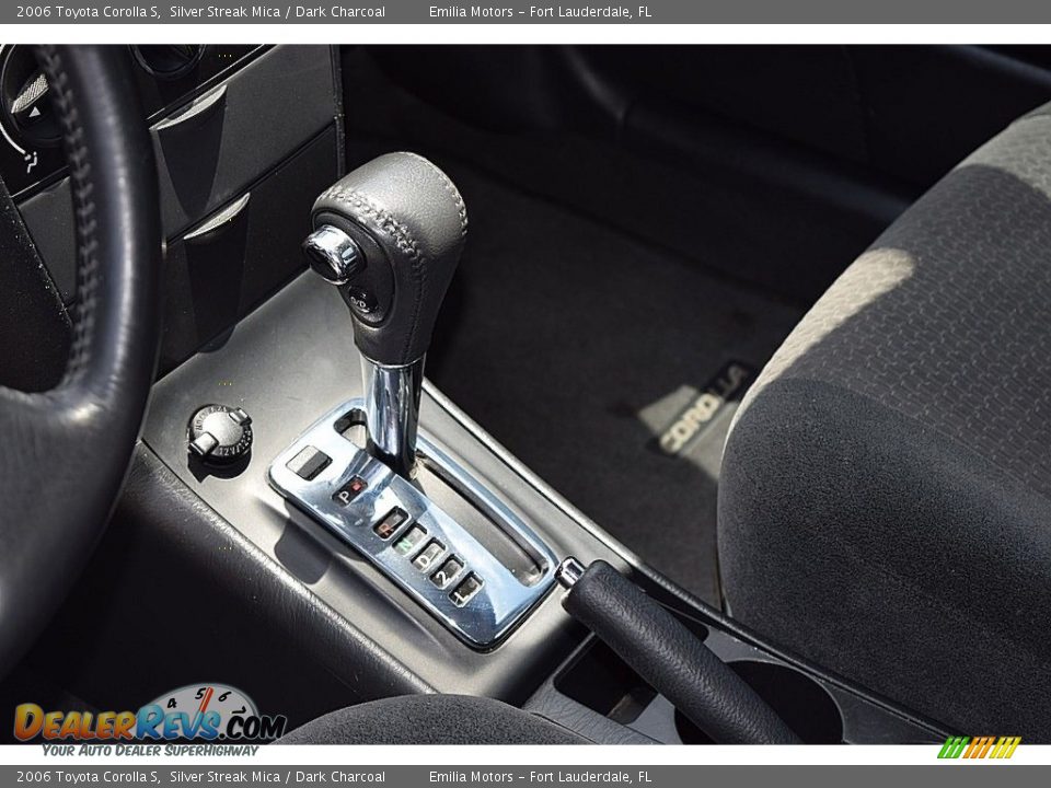 2006 Toyota Corolla S Silver Streak Mica / Dark Charcoal Photo #25