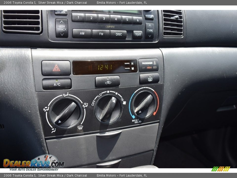 2006 Toyota Corolla S Silver Streak Mica / Dark Charcoal Photo #28