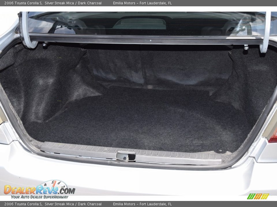 2006 Toyota Corolla S Silver Streak Mica / Dark Charcoal Photo #29