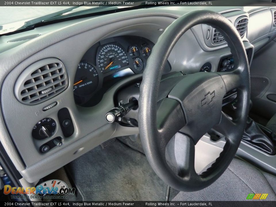 2004 Chevrolet TrailBlazer EXT LS 4x4 Indigo Blue Metallic / Medium Pewter Photo #29