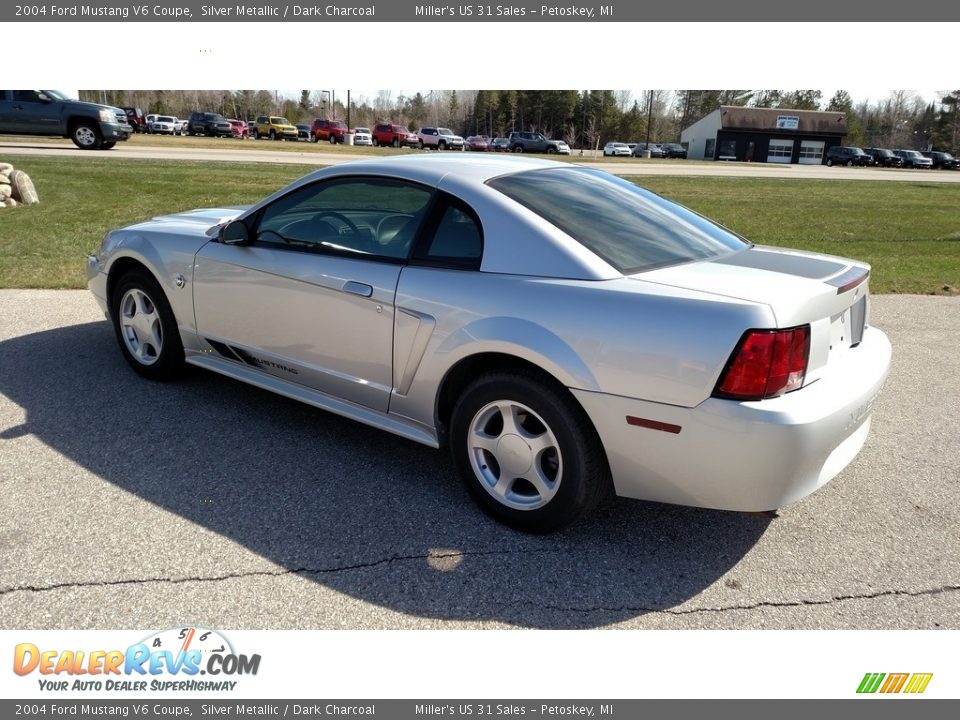 2004 Ford Mustang V6 Coupe Silver Metallic / Dark Charcoal Photo #3