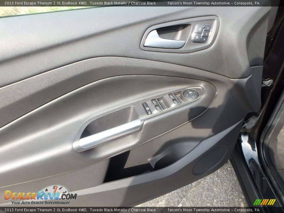 2013 Ford Escape Titanium 2.0L EcoBoost 4WD Tuxedo Black Metallic / Charcoal Black Photo #19