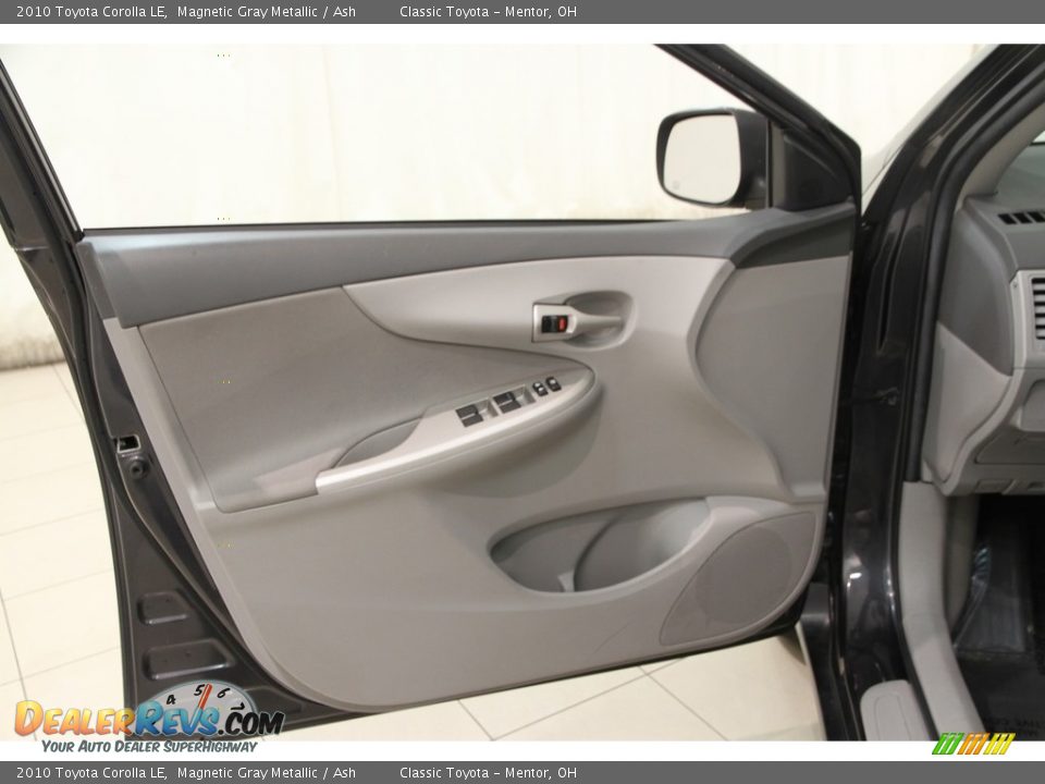2010 Toyota Corolla LE Magnetic Gray Metallic / Ash Photo #4