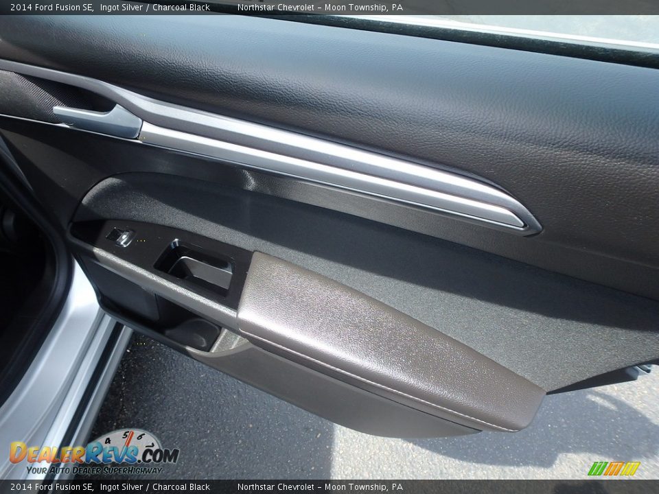 2014 Ford Fusion SE Ingot Silver / Charcoal Black Photo #18