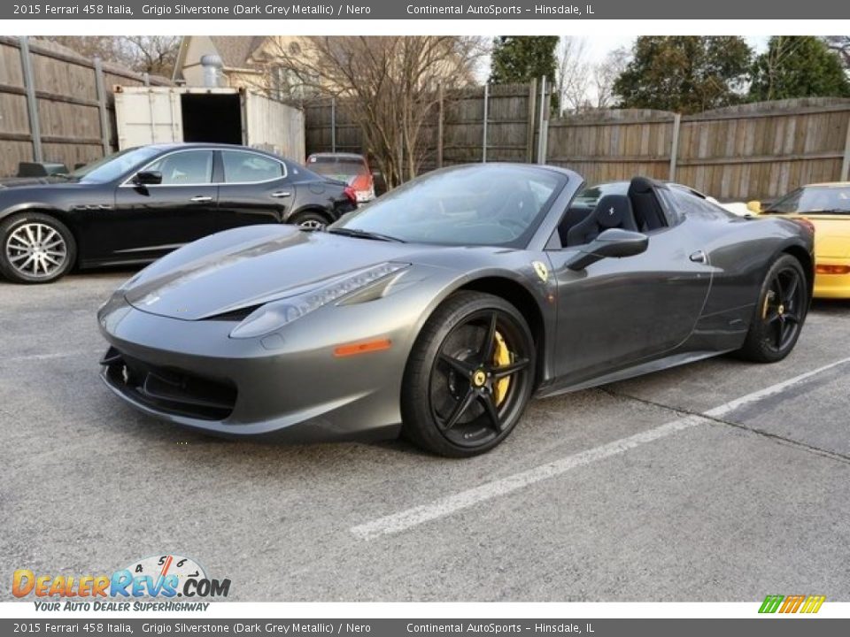 Front 3/4 View of 2015 Ferrari 458 Italia Photo #11