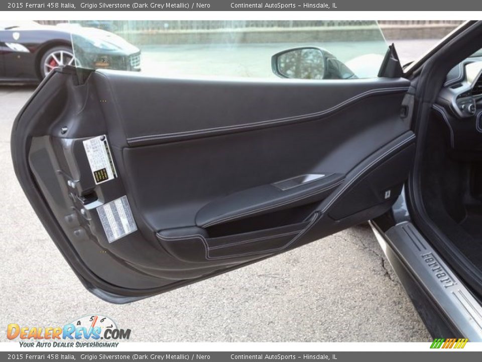 Door Panel of 2015 Ferrari 458 Italia Photo #14