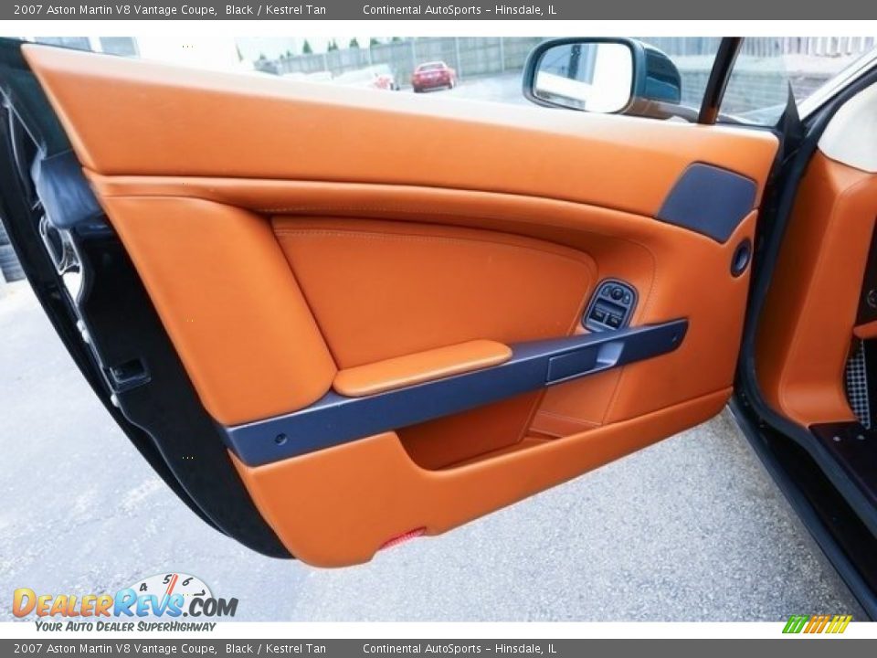 Door Panel of 2007 Aston Martin V8 Vantage Coupe Photo #11