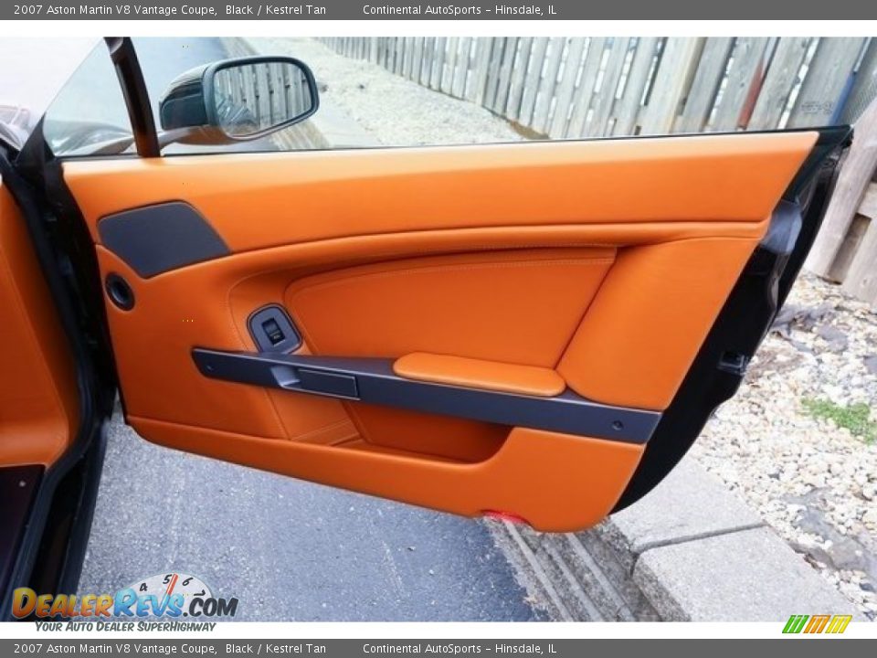 Door Panel of 2007 Aston Martin V8 Vantage Coupe Photo #15