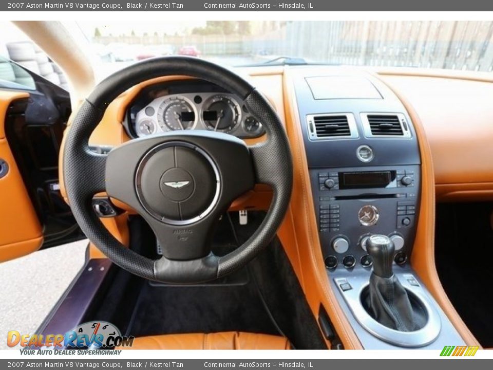 Dashboard of 2007 Aston Martin V8 Vantage Coupe Photo #18