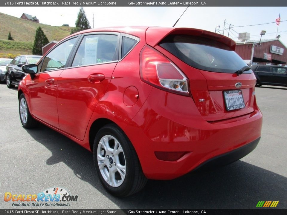 2015 Ford Fiesta SE Hatchback Race Red / Medium Light Stone Photo #5