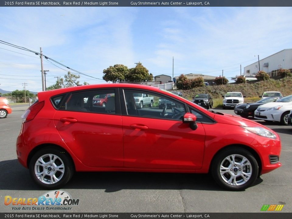 2015 Ford Fiesta SE Hatchback Race Red / Medium Light Stone Photo #8