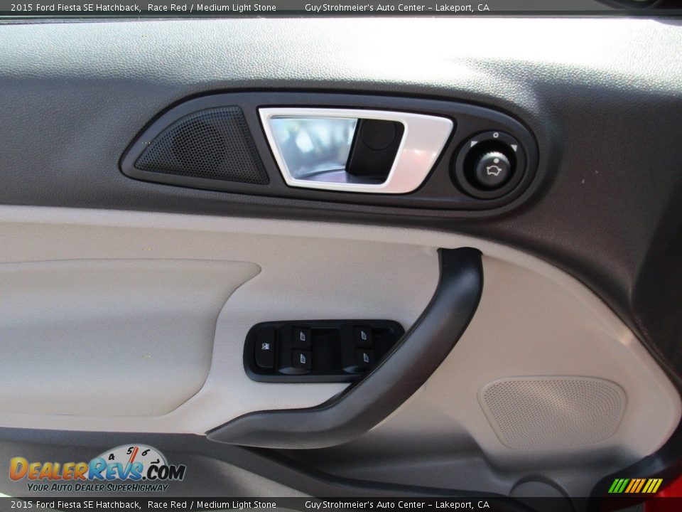2015 Ford Fiesta SE Hatchback Race Red / Medium Light Stone Photo #10