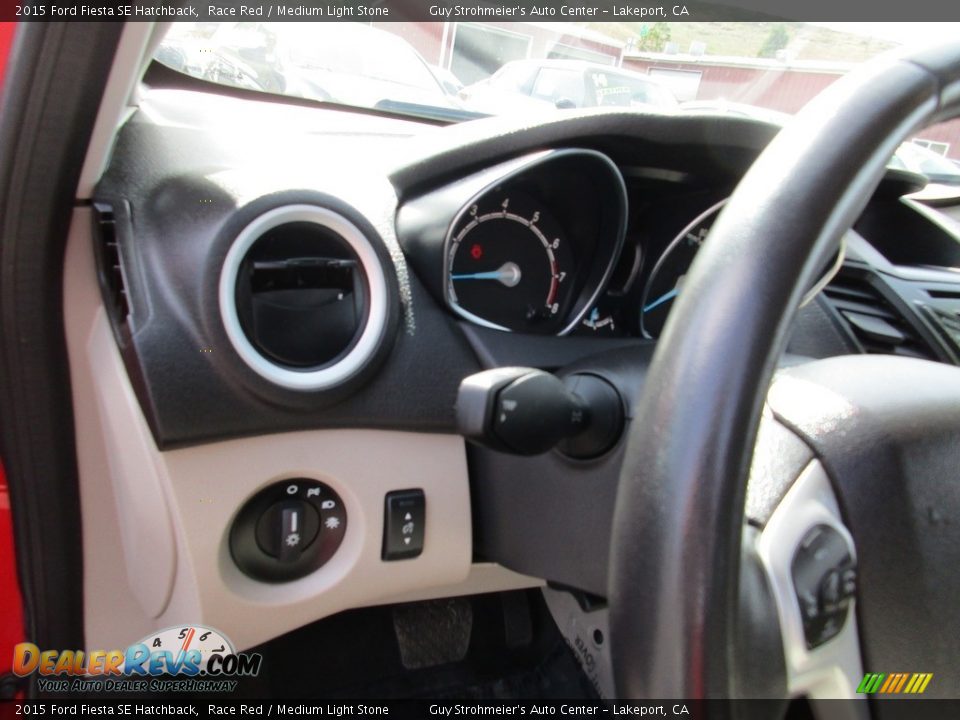 2015 Ford Fiesta SE Hatchback Race Red / Medium Light Stone Photo #11
