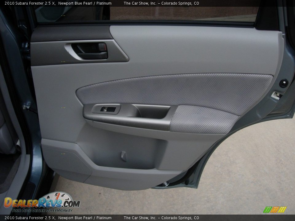2010 Subaru Forester 2.5 X Newport Blue Pearl / Platinum Photo #22