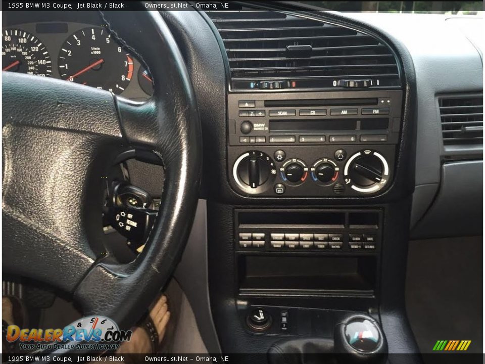 Controls of 1995 BMW M3 Coupe Photo #26