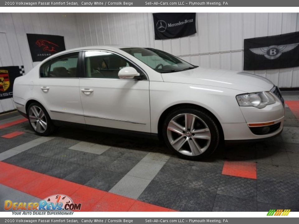2010 Volkswagen Passat Komfort Sedan Candy White / Cornsilk Beige Photo #6