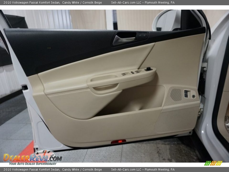 2010 Volkswagen Passat Komfort Sedan Candy White / Cornsilk Beige Photo #12