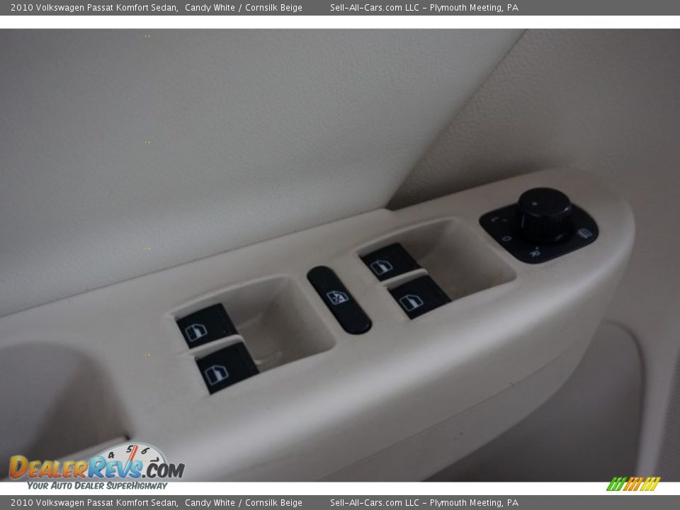 2010 Volkswagen Passat Komfort Sedan Candy White / Cornsilk Beige Photo #13