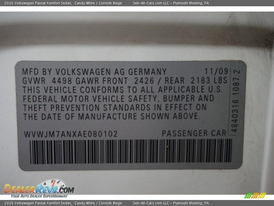 2010 Volkswagen Passat Komfort Sedan Candy White / Cornsilk Beige Photo #14