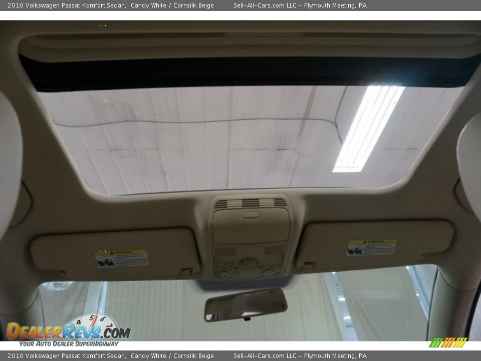 2010 Volkswagen Passat Komfort Sedan Candy White / Cornsilk Beige Photo #26