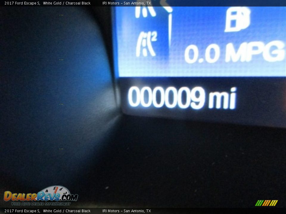 2017 Ford Escape S White Gold / Charcoal Black Photo #29
