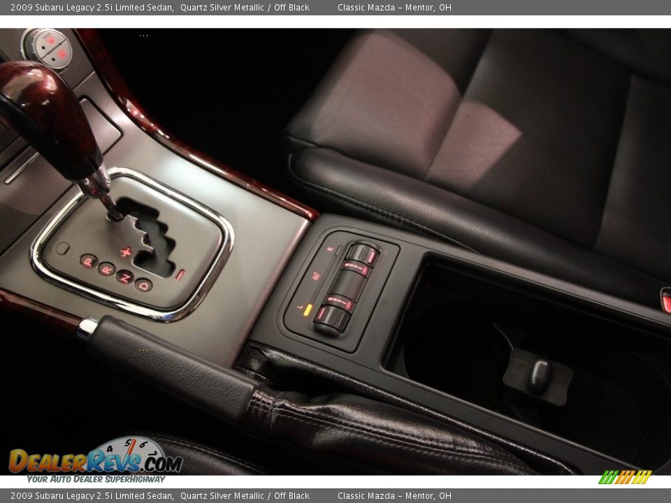 2009 Subaru Legacy 2.5i Limited Sedan Quartz Silver Metallic / Off Black Photo #12