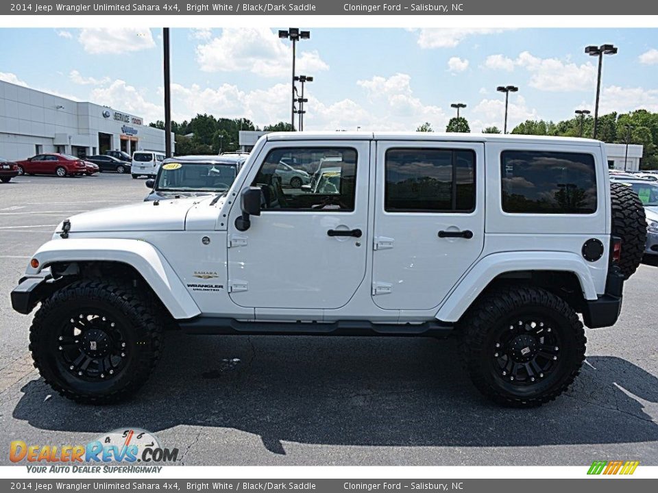 2014 Jeep Wrangler Unlimited Sahara 4x4 Bright White / Black/Dark Saddle Photo #6