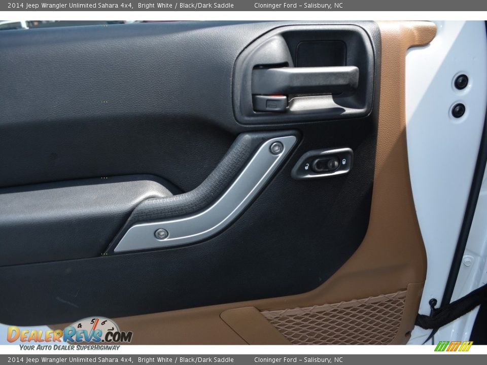 2014 Jeep Wrangler Unlimited Sahara 4x4 Bright White / Black/Dark Saddle Photo #10
