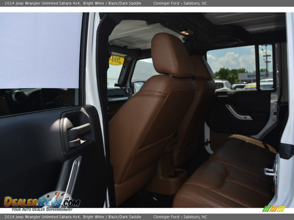 2014 Jeep Wrangler Unlimited Sahara 4x4 Bright White / Black/Dark Saddle Photo #13