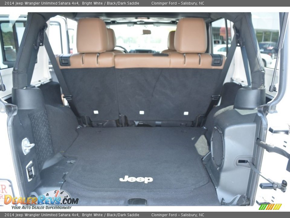 2014 Jeep Wrangler Unlimited Sahara 4x4 Bright White / Black/Dark Saddle Photo #14