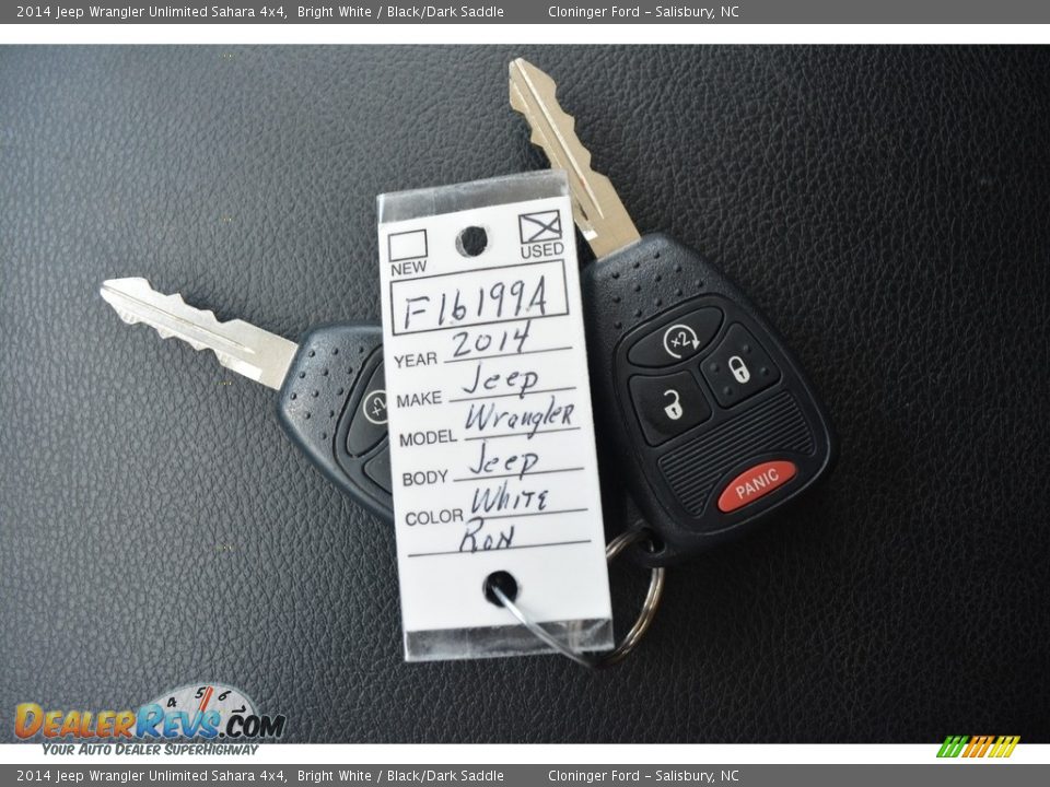 2014 Jeep Wrangler Unlimited Sahara 4x4 Bright White / Black/Dark Saddle Photo #23