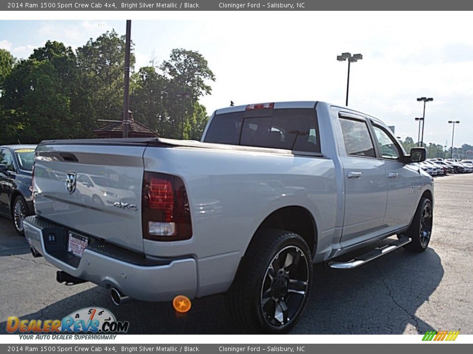 2014 Ram 1500 Sport Crew Cab 4x4 Bright Silver Metallic / Black Photo #3
