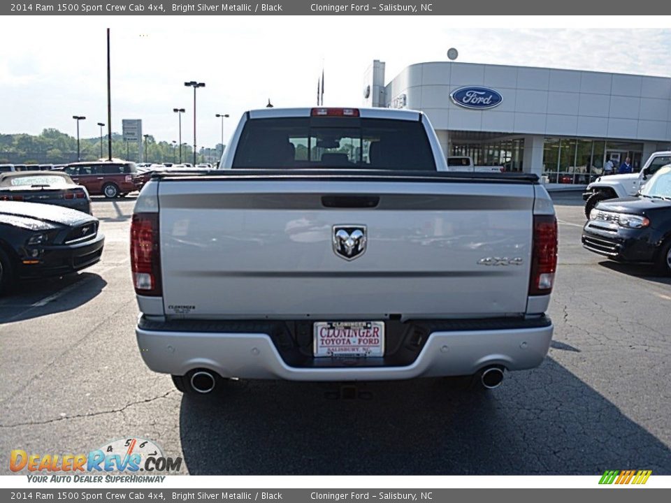 2014 Ram 1500 Sport Crew Cab 4x4 Bright Silver Metallic / Black Photo #4