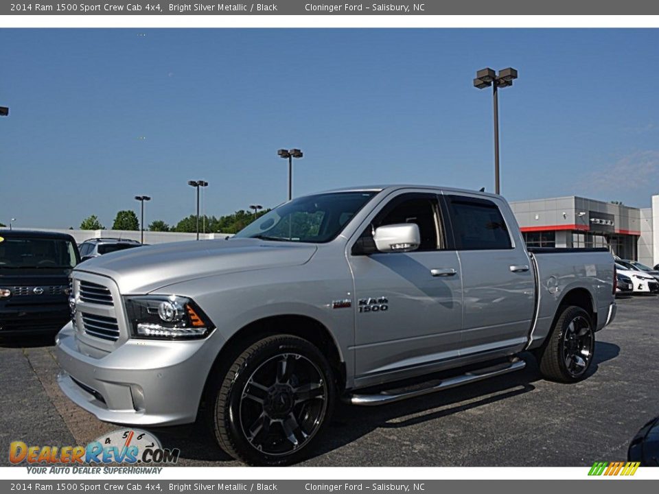 2014 Ram 1500 Sport Crew Cab 4x4 Bright Silver Metallic / Black Photo #7