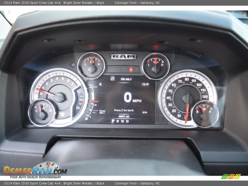 2014 Ram 1500 Sport Crew Cab 4x4 Bright Silver Metallic / Black Photo #28