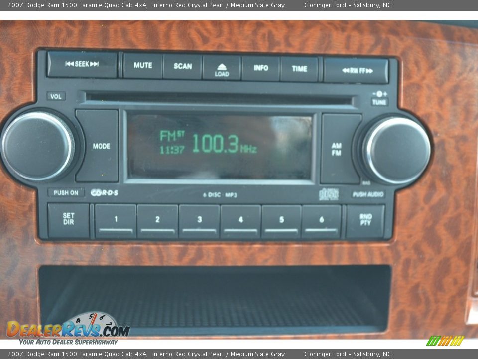2007 Dodge Ram 1500 Laramie Quad Cab 4x4 Inferno Red Crystal Pearl / Medium Slate Gray Photo #17