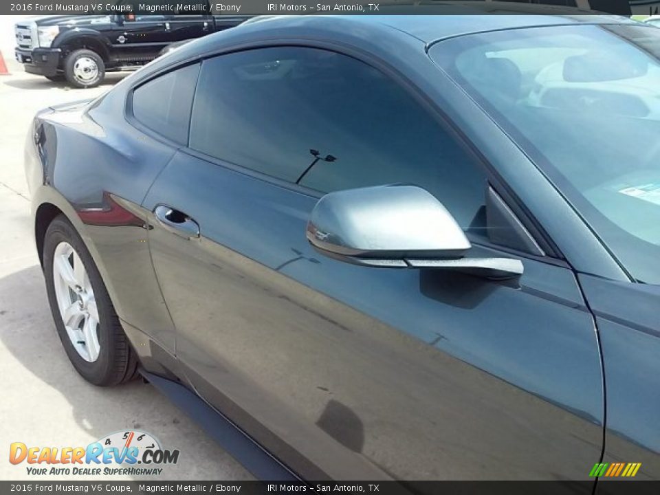 2016 Ford Mustang V6 Coupe Magnetic Metallic / Ebony Photo #5