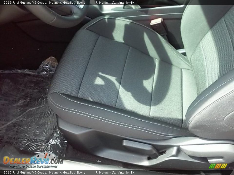2016 Ford Mustang V6 Coupe Magnetic Metallic / Ebony Photo #19