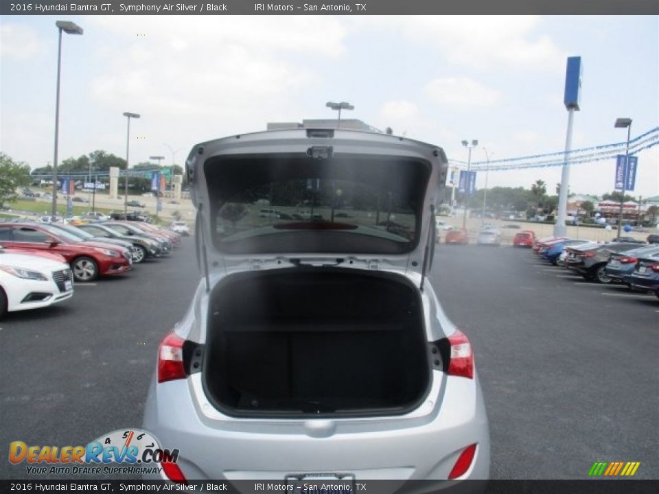 2016 Hyundai Elantra GT Symphony Air Silver / Black Photo #8