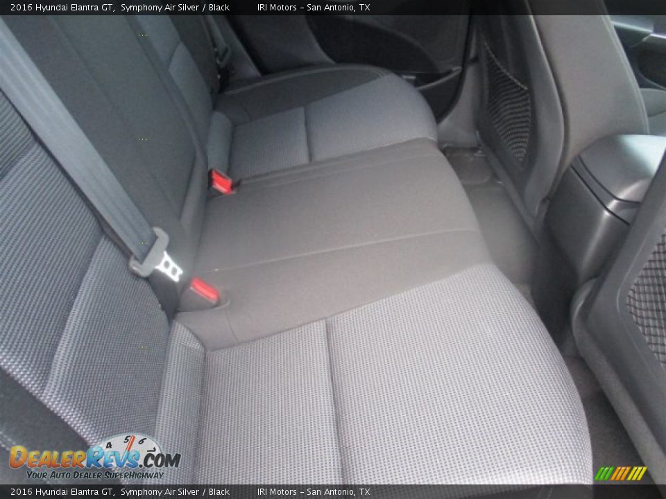 2016 Hyundai Elantra GT Symphony Air Silver / Black Photo #11