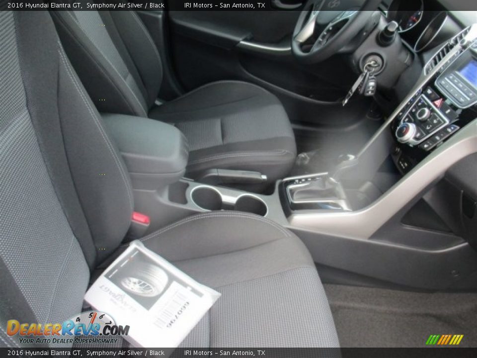 2016 Hyundai Elantra GT Symphony Air Silver / Black Photo #19