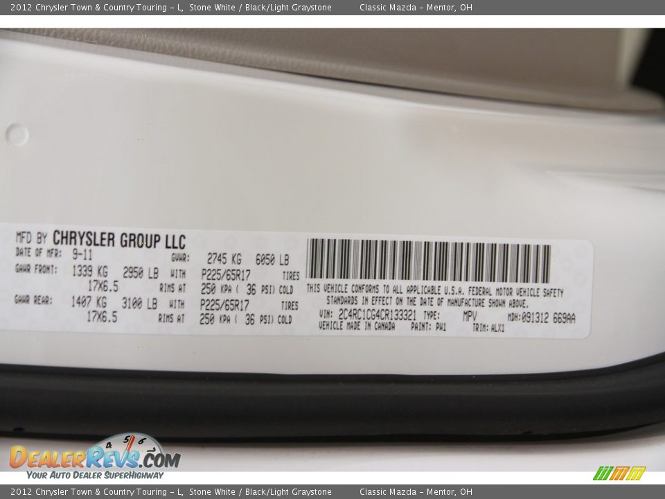 2012 Chrysler Town & Country Touring - L Stone White / Black/Light Graystone Photo #21