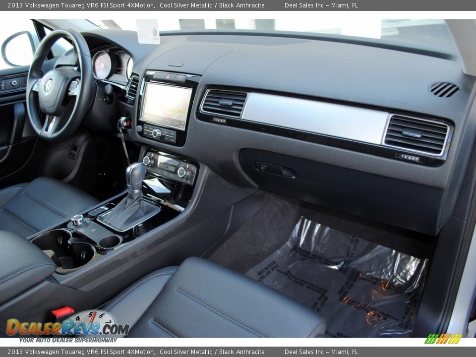 2013 Volkswagen Touareg VR6 FSI Sport 4XMotion Cool Silver Metallic / Black Anthracite Photo #18