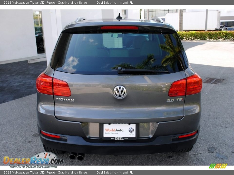 2013 Volkswagen Tiguan SE Pepper Gray Metallic / Beige Photo #8