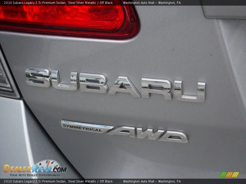 2010 Subaru Legacy 2.5i Premium Sedan Steel Silver Metallic / Off Black Photo #9