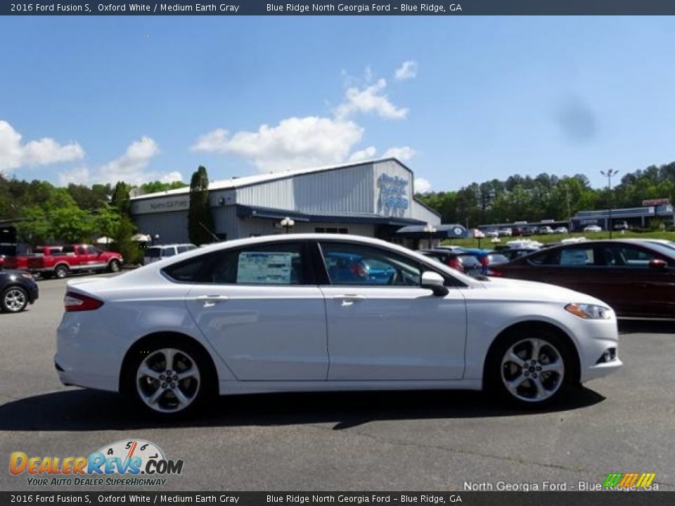 2016 Ford Fusion S Oxford White / Medium Earth Gray Photo #6