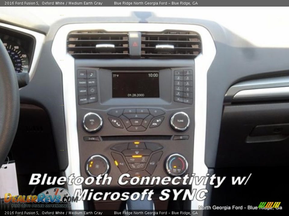 2016 Ford Fusion S Oxford White / Medium Earth Gray Photo #20