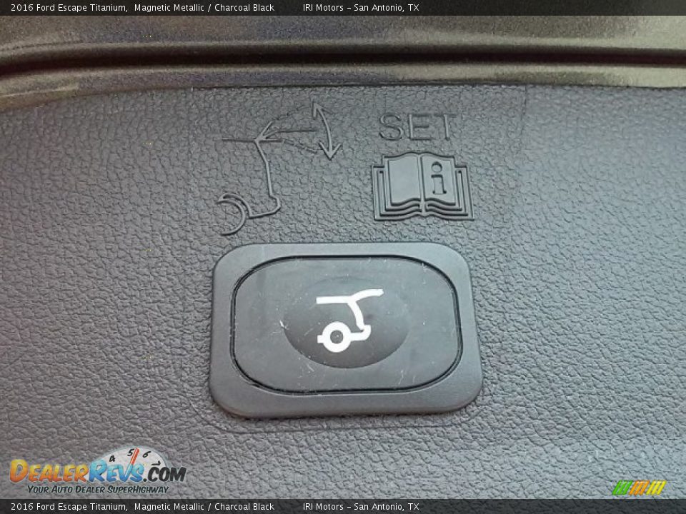 2016 Ford Escape Titanium Magnetic Metallic / Charcoal Black Photo #12